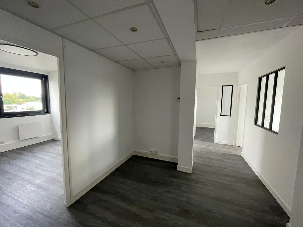 Bureau Saint-Avertin 463m² Location bureau Saint-Avertin Indre-et-Loire OLBUR2309351 18